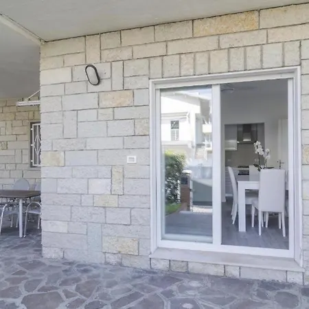 Federica 12t Apartman